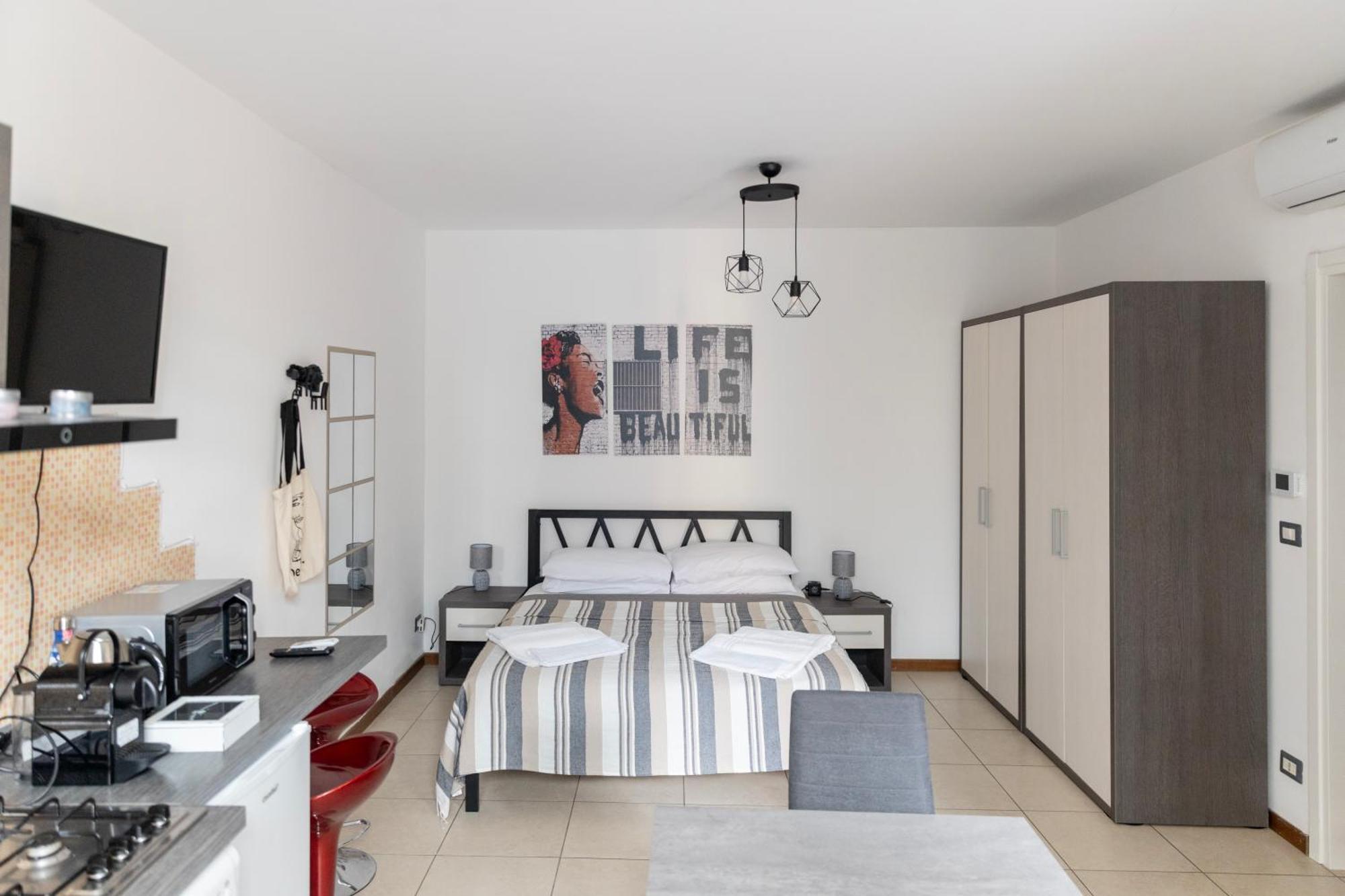 Toret Vanchiglia Studio Apartment Turin Ngoại thất bức ảnh